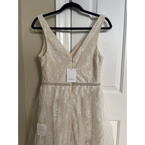 NWT‎ Lulus Sweet Love Ivory Lace Beaded Maxi Dress Medium - Picture 8 of 10